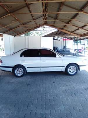A picture of 1998 Toyota corona St 190 3s