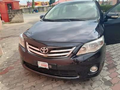 A picture of Toyota corolla 012