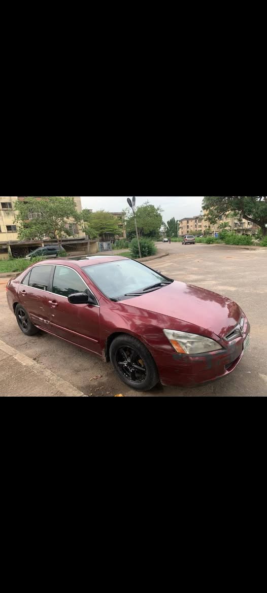 A picture of 2004 Honda Accord