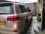 A picture of TOYOTA LAND CRUISER VX V8