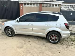A picture of Pontiac vibe 2004