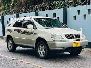 A picture of Toyota harrier