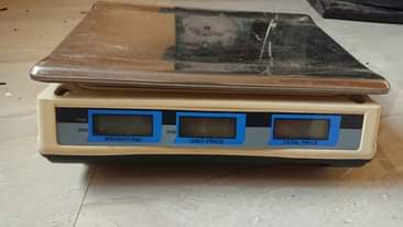 A picture of Mtung mkubwa empty 20 na Mzan wa digital 180 Maongezi