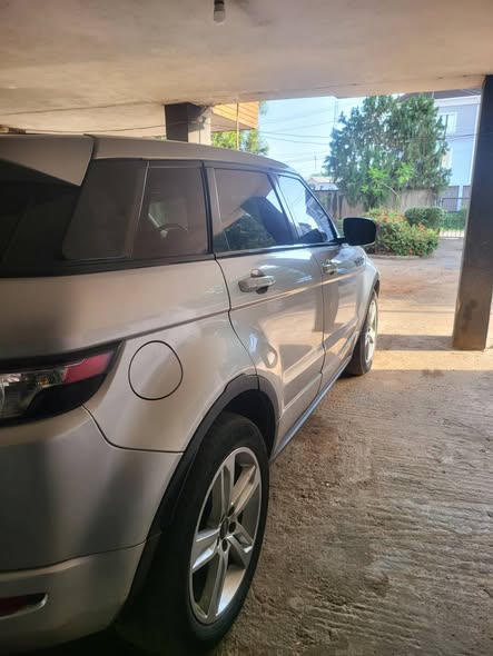 A picture of 2012 Range rover evoque