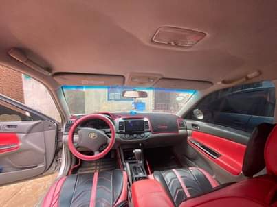 A picture of 2005 Toyota CAMRY Le