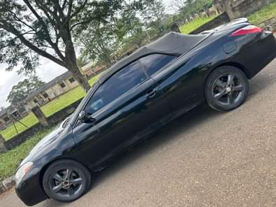 A picture of Toyota Solara 2006 Convertible Black Color In Pristine Condition Super