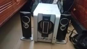 A picture of SEAPIANO MZIKI MNENE MODEL SP 1002 TOLEO LA PILI