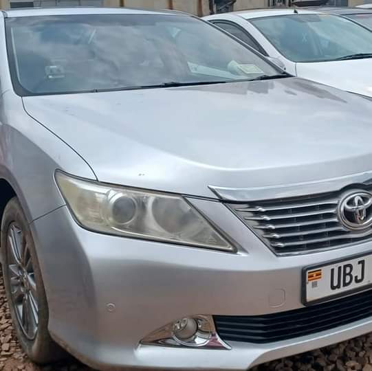 A picture of TOYOTA CAMRY UBJ MODEL 2015 CC 2.0VVTI ENGINE PRICE 27M
