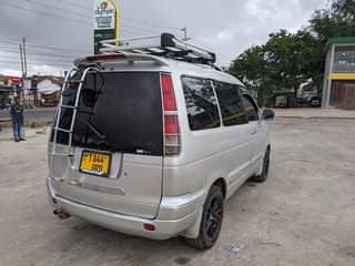 A picture of TOYOTA NOAH KALI SNAA BEI MILION 10