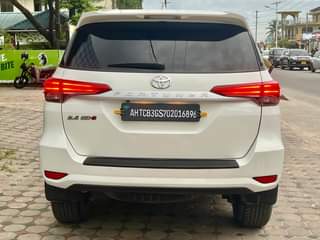 A picture of TOYOTA FORTUNER