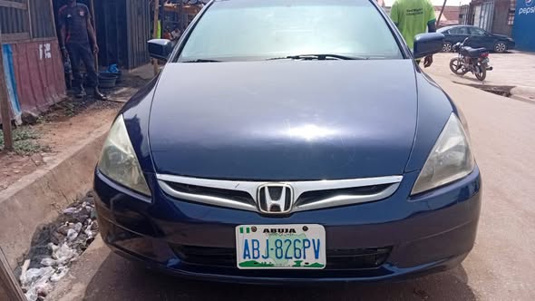 A picture of Honda Accord DC 2007 Model