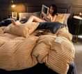 A picture of Caro volvet duvets