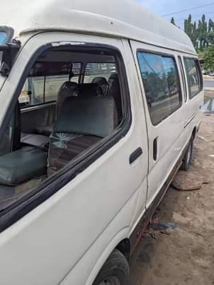 used toyota hiace