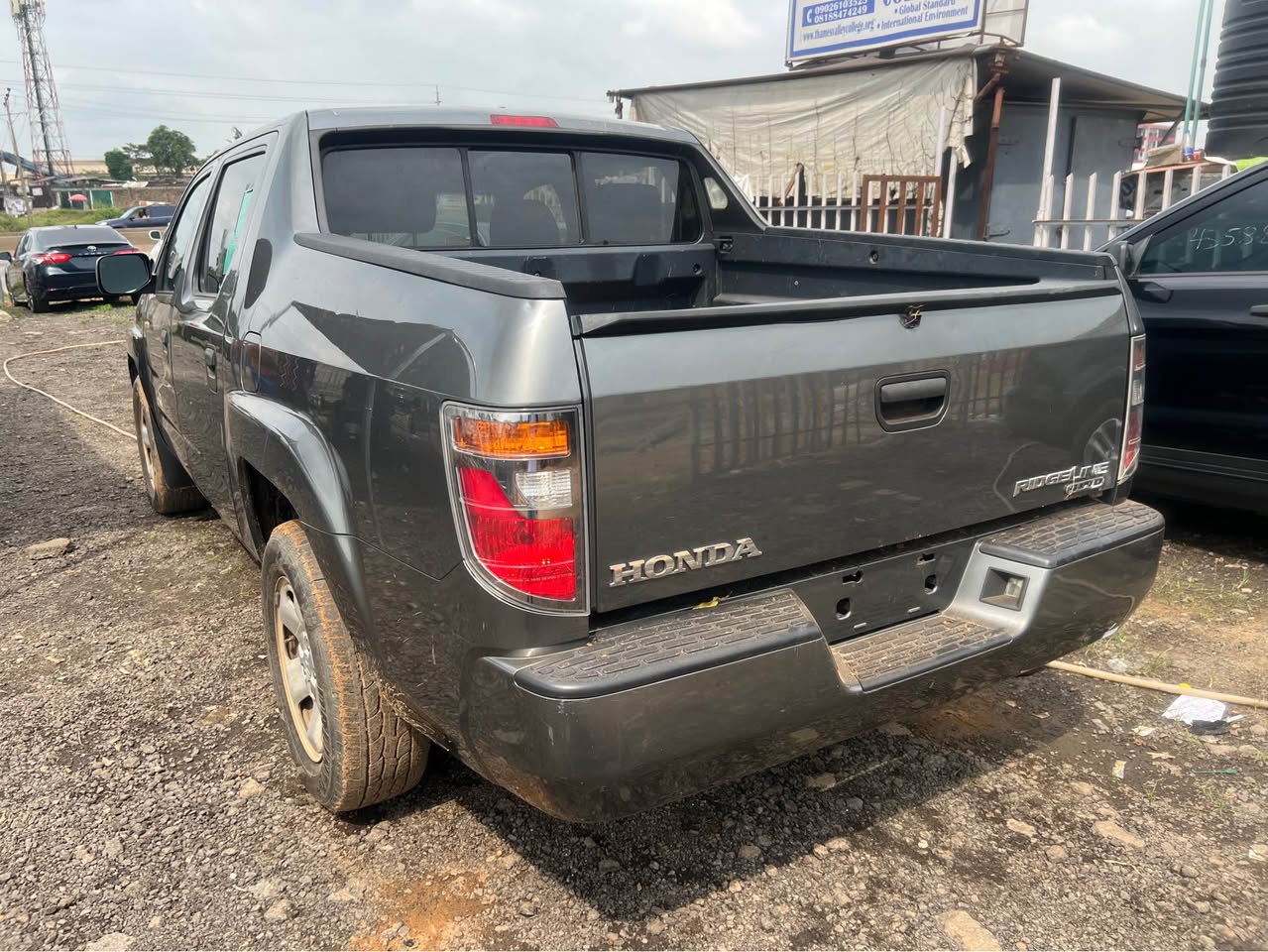 A picture of FOREIGN USED 2007 HONDA RIDGELINE