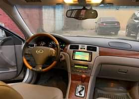 A picture of Lexus es330