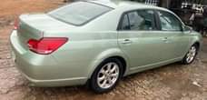A picture of Toyota Avalon