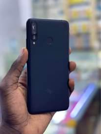 A picture of Itel 16gb 1gb ram clean no cracks 150k 0759979422