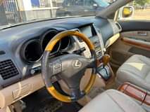 A picture of REG LEXUS RX350 2009 MODEL Interior Clean first body accident
