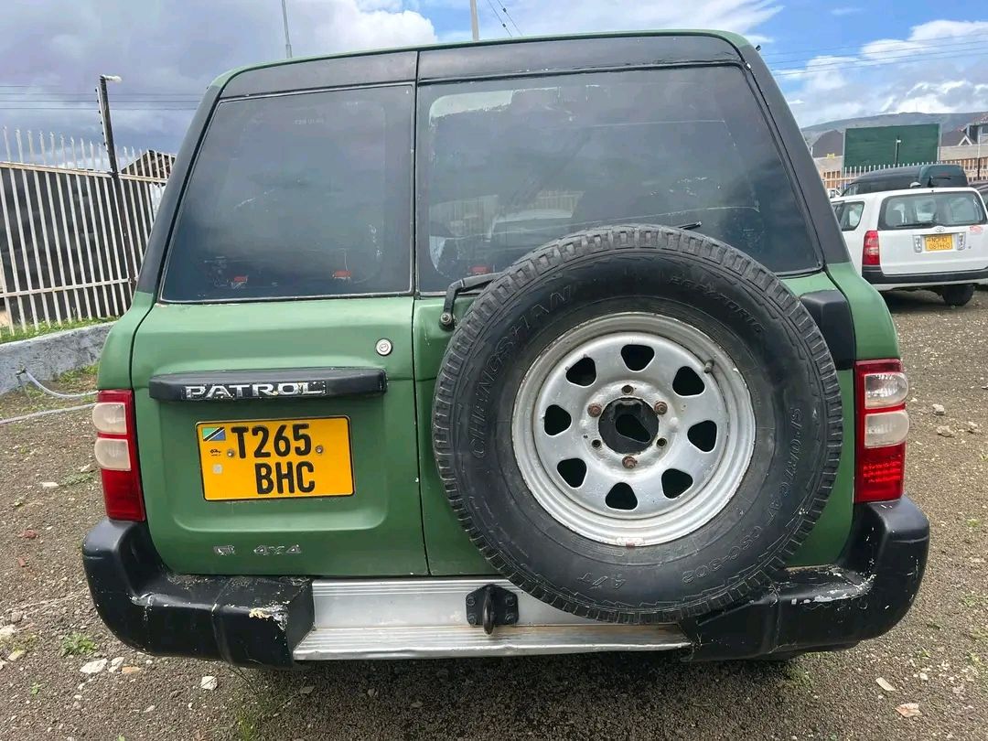 A picture of NISSAN PATROL Bei 13 8ML Engen safi Dude la polini