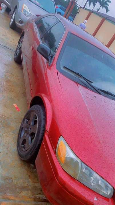A picture of 2002 Toyota Camry 08069525376