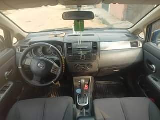 A picture of Nissan versa 2008