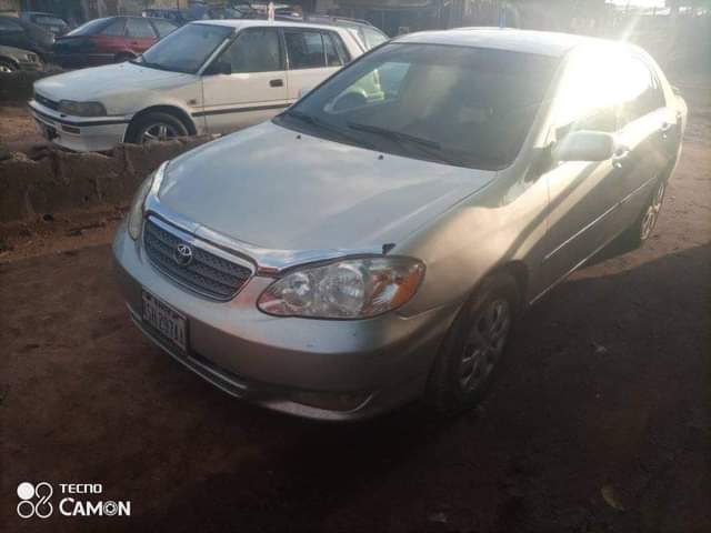 A picture of Corolla l E 25 model