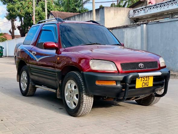 A picture of RAV4 OLD0767058883