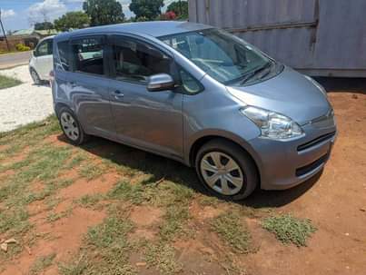 toyota ractis