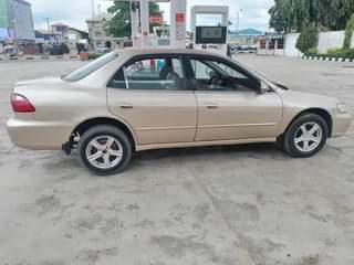A picture of Honda Accord 2000 register 4plugs