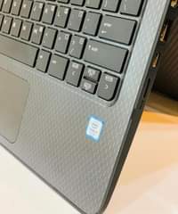 A picture of HP 11 EE G2