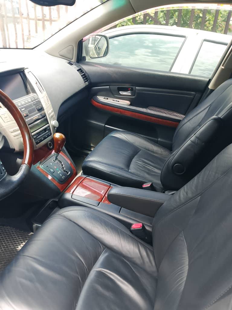 A picture of Rx330 toks Accident free panoramic