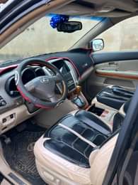 A picture of 2006 RX 330 super clean in and out everything working