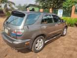 A picture of Lexus Rx300