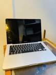 A picture of Mac book pro 2012 ram 8gb hdd 500gb core i5
