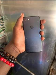 A picture of Iphone 7