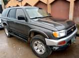 A picture of Toyota 4runner 2000model Painted on first body