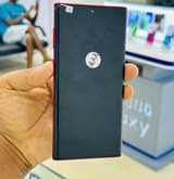 A picture of Samsung note 10 plain