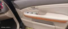 A picture of 2005 Lexus Rx350