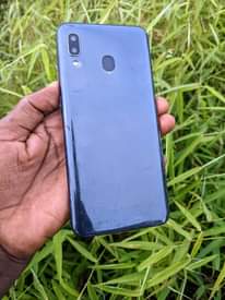 A picture of Samsung Galaxy a20 gb32 ram3 hii apa wah