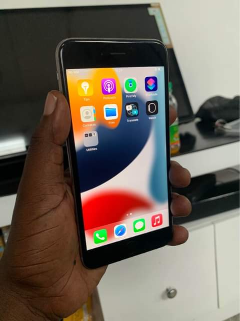 A picture of iPhone 6s Plus gn64