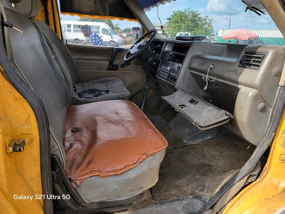 A picture of Volkswagen T4 bus.....Nigeria used