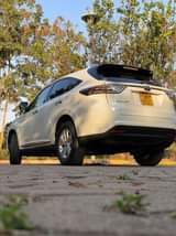 A picture of toyota harrier