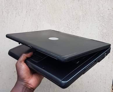 A picture of Dell laptop