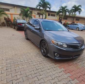 A picture of Toyota Camry 2012 2013