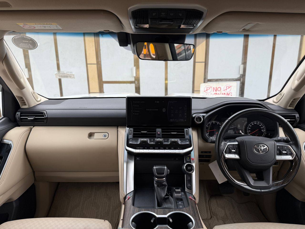 A picture of TOYOTA LANDCRUISER