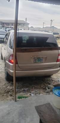 A picture of Mercedes benz ml500