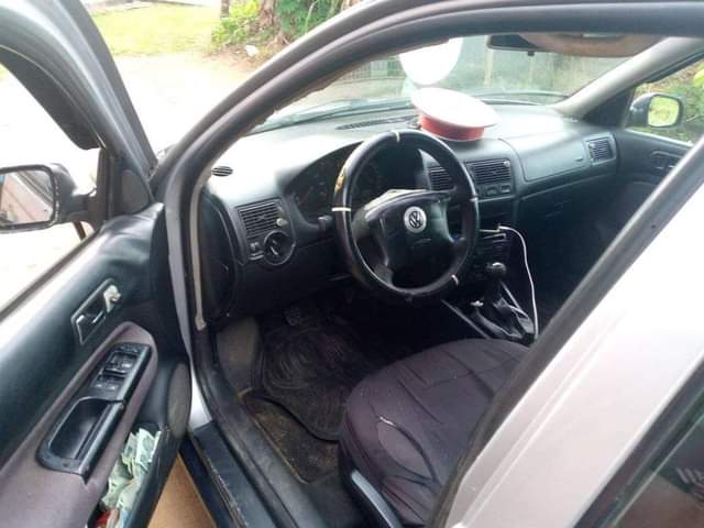 A picture of 2005 Golf 2005