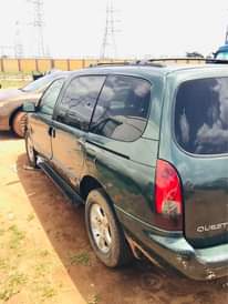 A picture of Nissan Quest