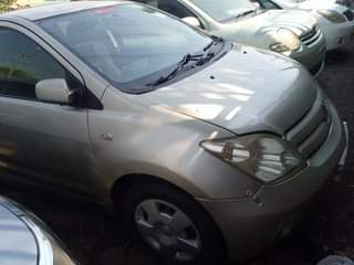 A picture of TOYOTA IST