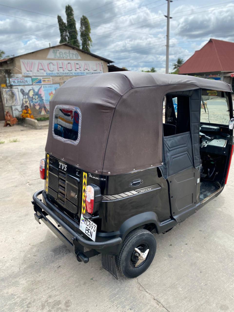 A picture of TVS BAJAJ 200CC HAIJAGUSWA MASHINE